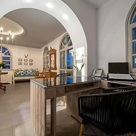Caldera's Dolphin 4* Santorini Island