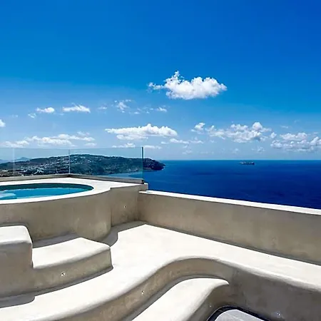 Caldera's Dolphin 4*