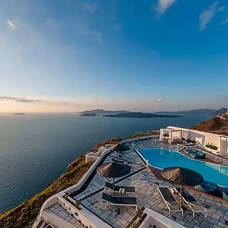 Caldera's Dolphin Hotel 4*