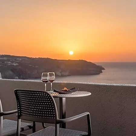 Hotel Caldera's Dolphin